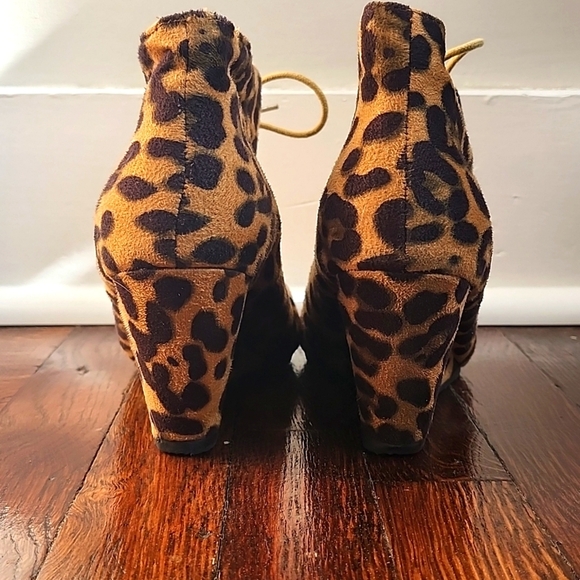 EUC Bella Marie Leopard Print Lace Up Booties - Picture 5 of 8